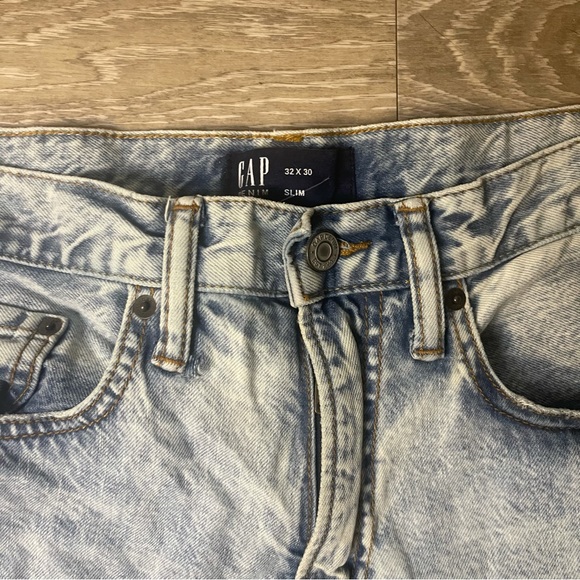 GAP 32 x 30 light blue acid wash slim jeans - Picture 4 of 6